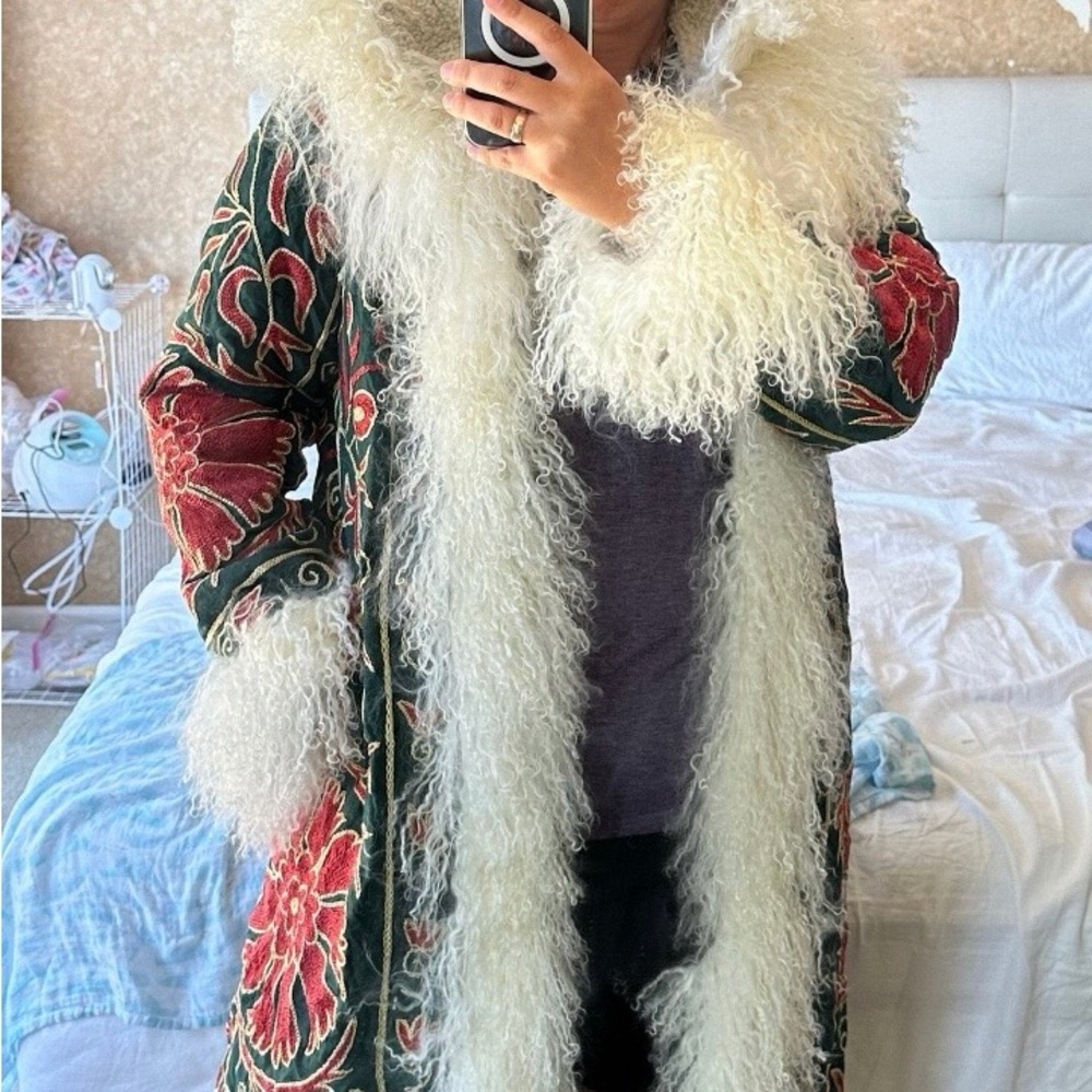 Floral Embroidered Coat with real Fur Trim